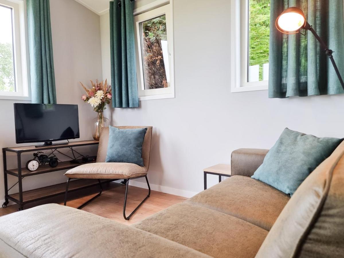 Landelijk Gelegen Chalet Ok40 Oostkapelle Kültér fotó
